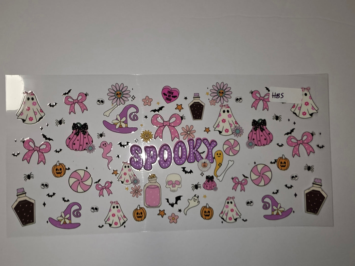 Cute Spooky Halloween Tumbler Wrap - Pink Ghosts, Pumpkins, Witch Hats & Bats