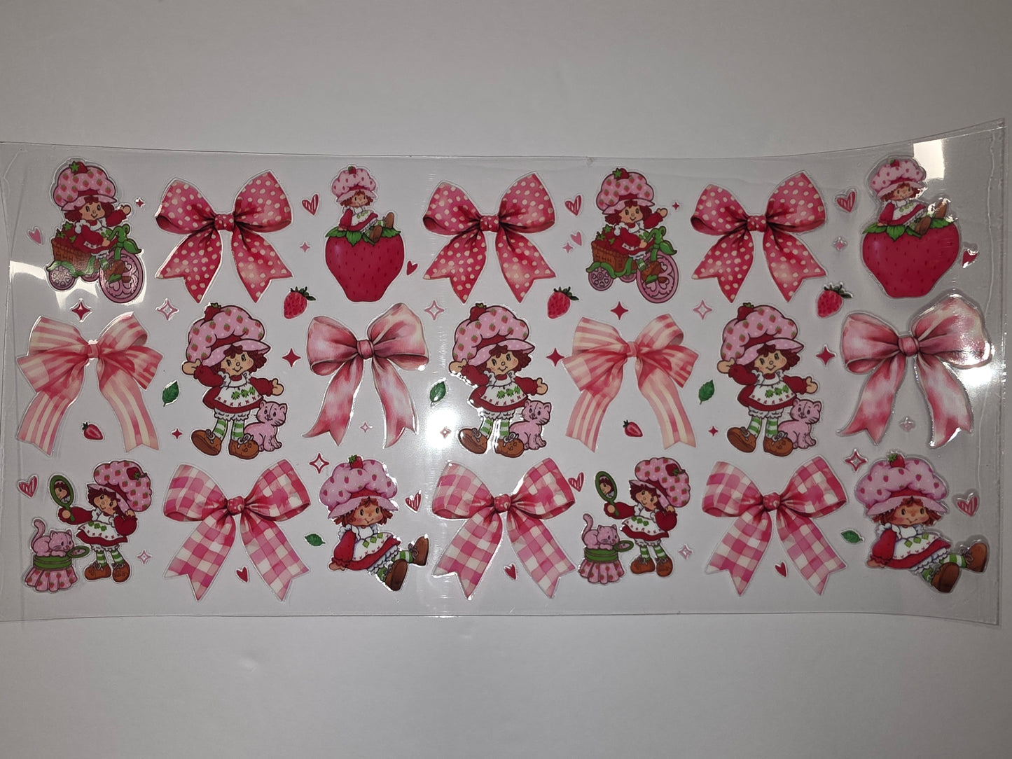 Strawberry Shortcake & Friends Pink Bow Tumbler Wrap | Cute Retro Drinkware Design