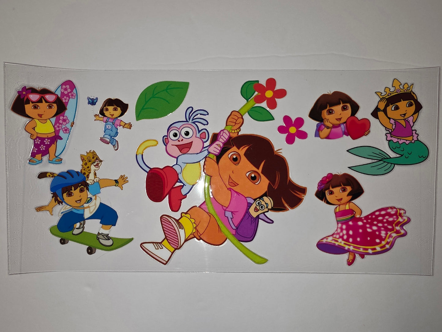 Dora the Explorer & Friends Tumbler Wrap - Vibrant Cartoon Characters