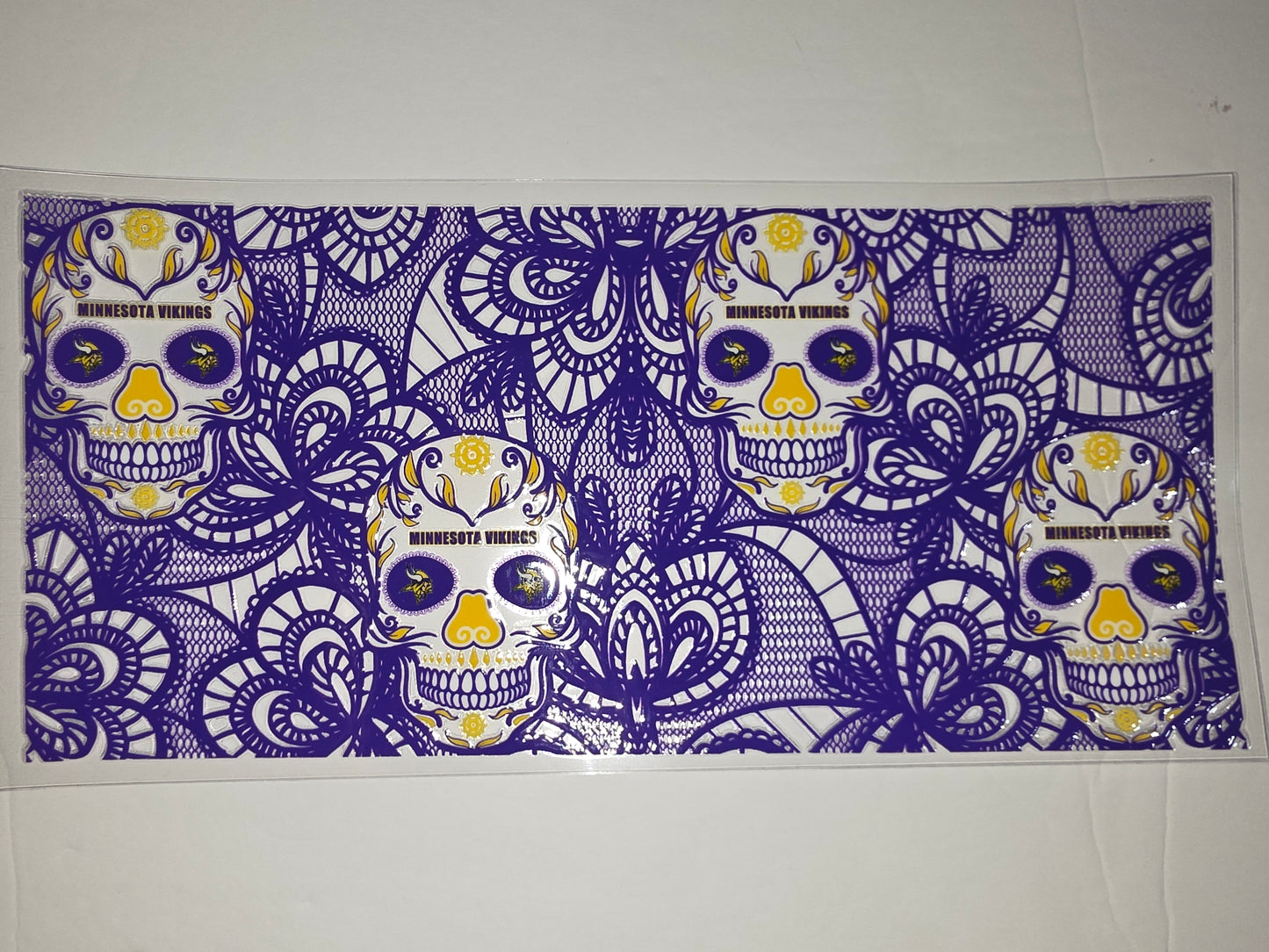 Minnesota Vikings Sugar Skull Tumbler Wrap - Purple & Yellow Lace Design