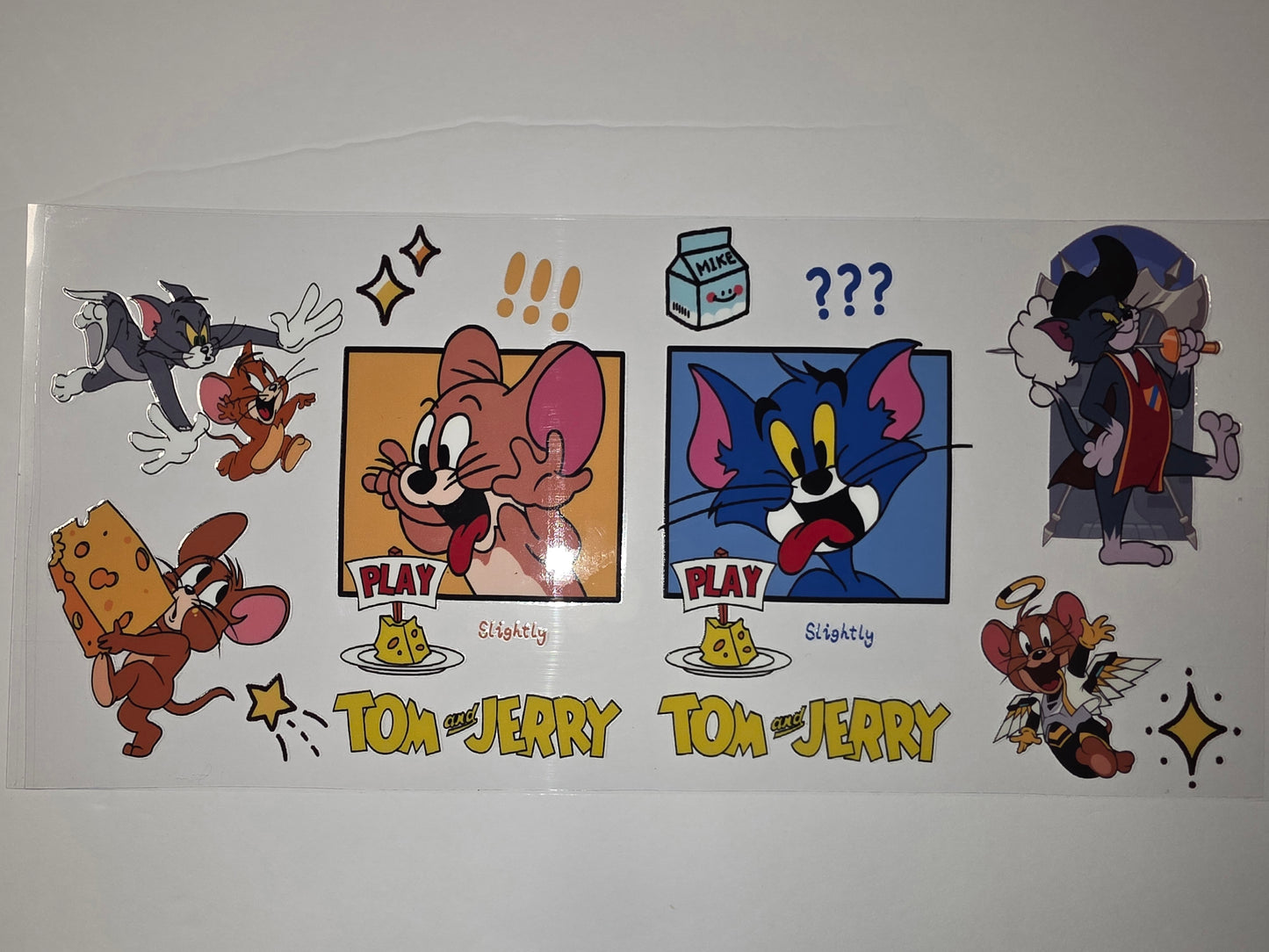 Tom and Jerry Cartoon Tumbler Wrap - Classic Characters, Fun Design