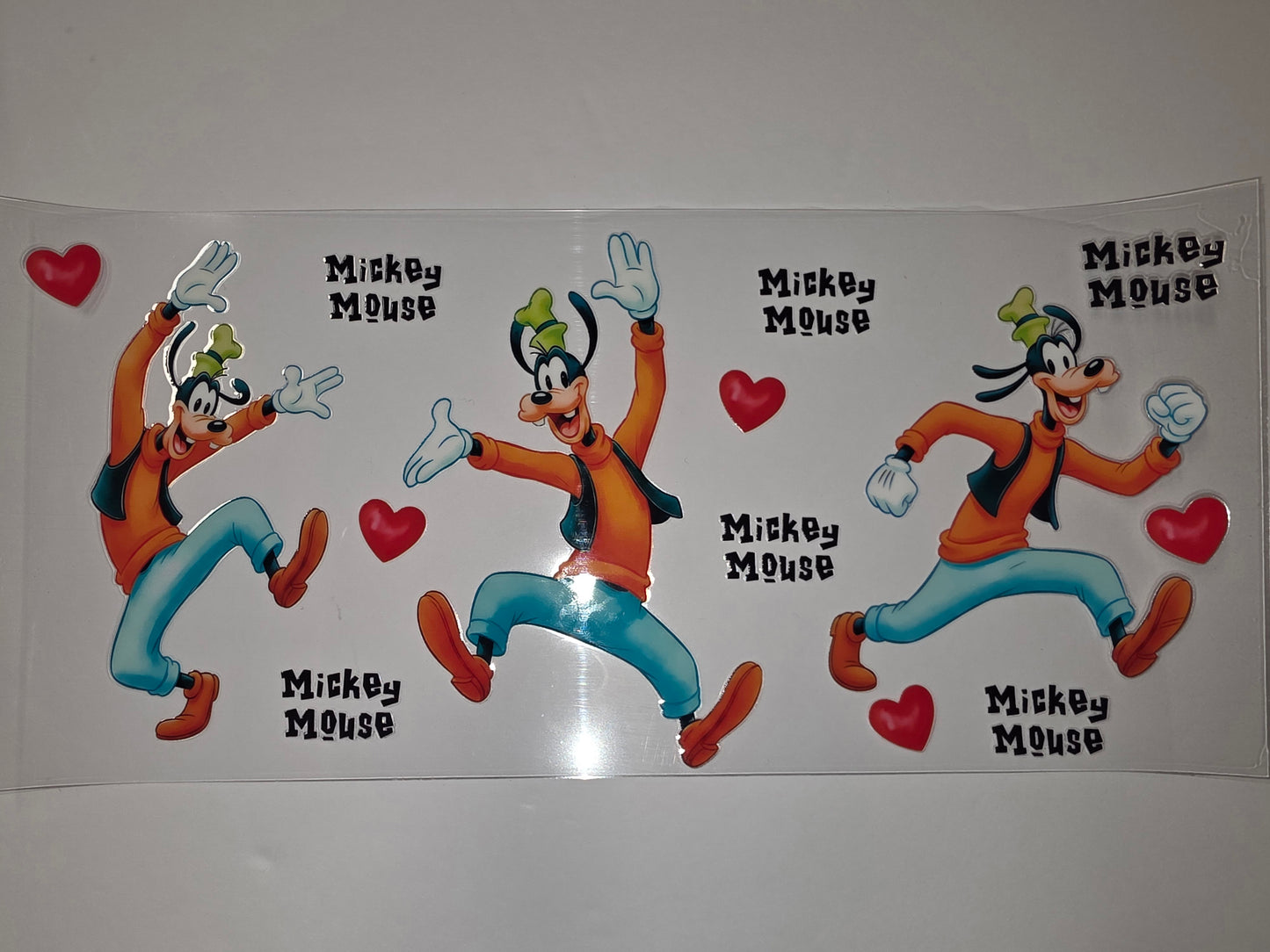 Goofy & Mickey Mouse Tumbler Wrap - Cartoon Character Design with Red Hearts