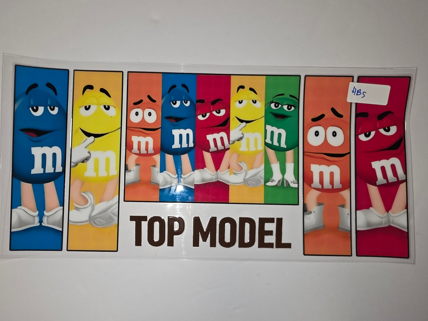 M&M "Top Model" Tumbler Wrap - Vibrant Colors & Fun Characters