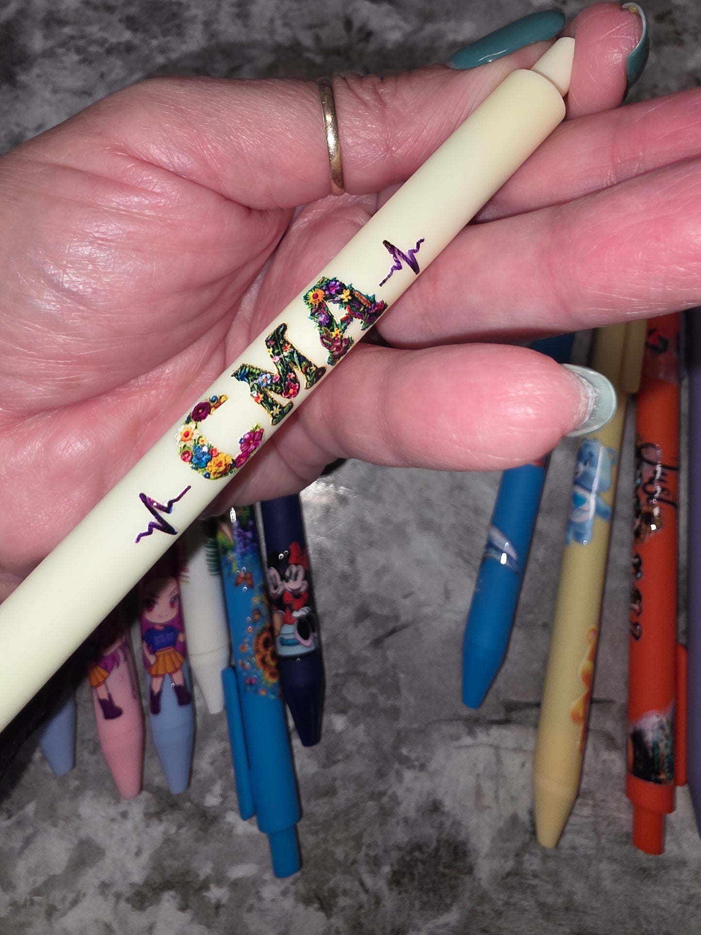 Mystery Bundle of 10 Pens